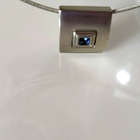 Stainless Steel Choker Blue Stone Wire Covered In Flexible Soft Coating Luxury - Picture 10 of 10